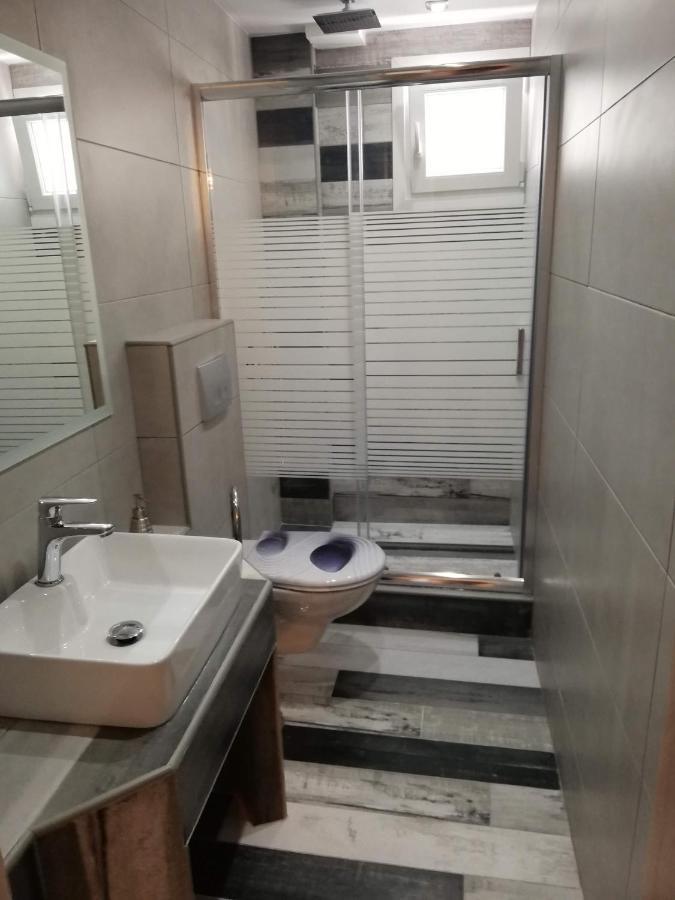 タソスHaus Viktoria 1アパートメント エクステリア 写真